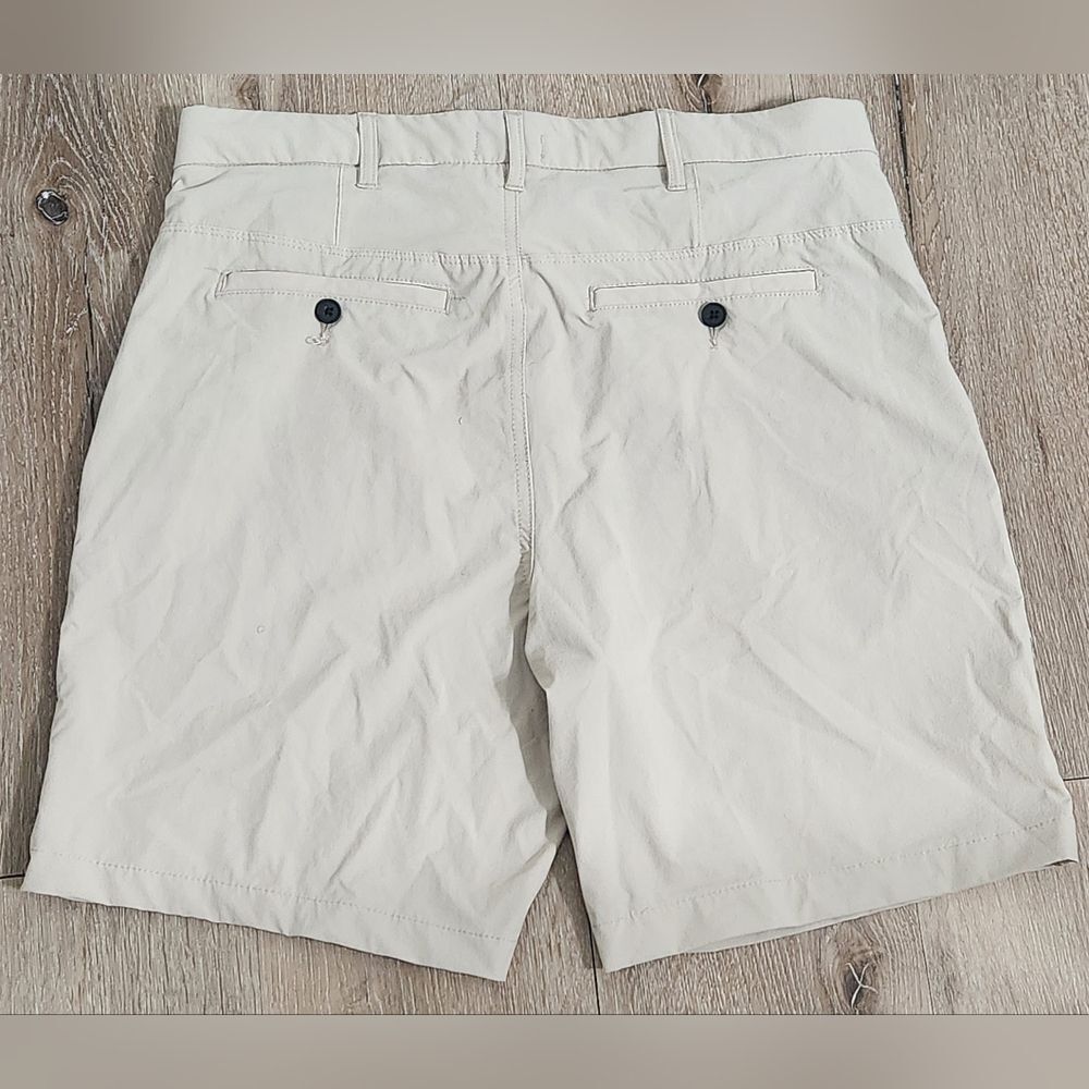 Onia men’s shorts size 32 khaki 360 stretch short - Picture 3 of 5